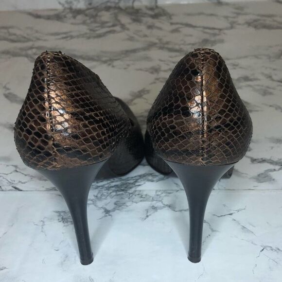 Carisma Brown Snakeskin Heels size 7 - Picture 4 of 7